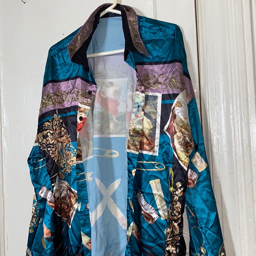 Oversized Modern Ren. Satin Shirt